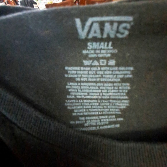 Vans small short sleeve skull shirt size small - Picture 2 of 3